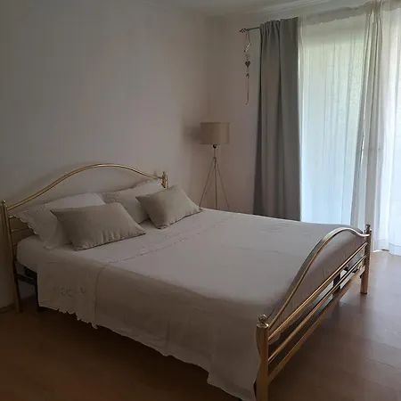 Apartament Marija *
