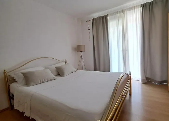 Marija * Baška Voda